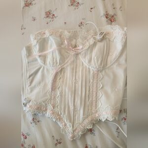 Lacemade marshmallow corset top xs